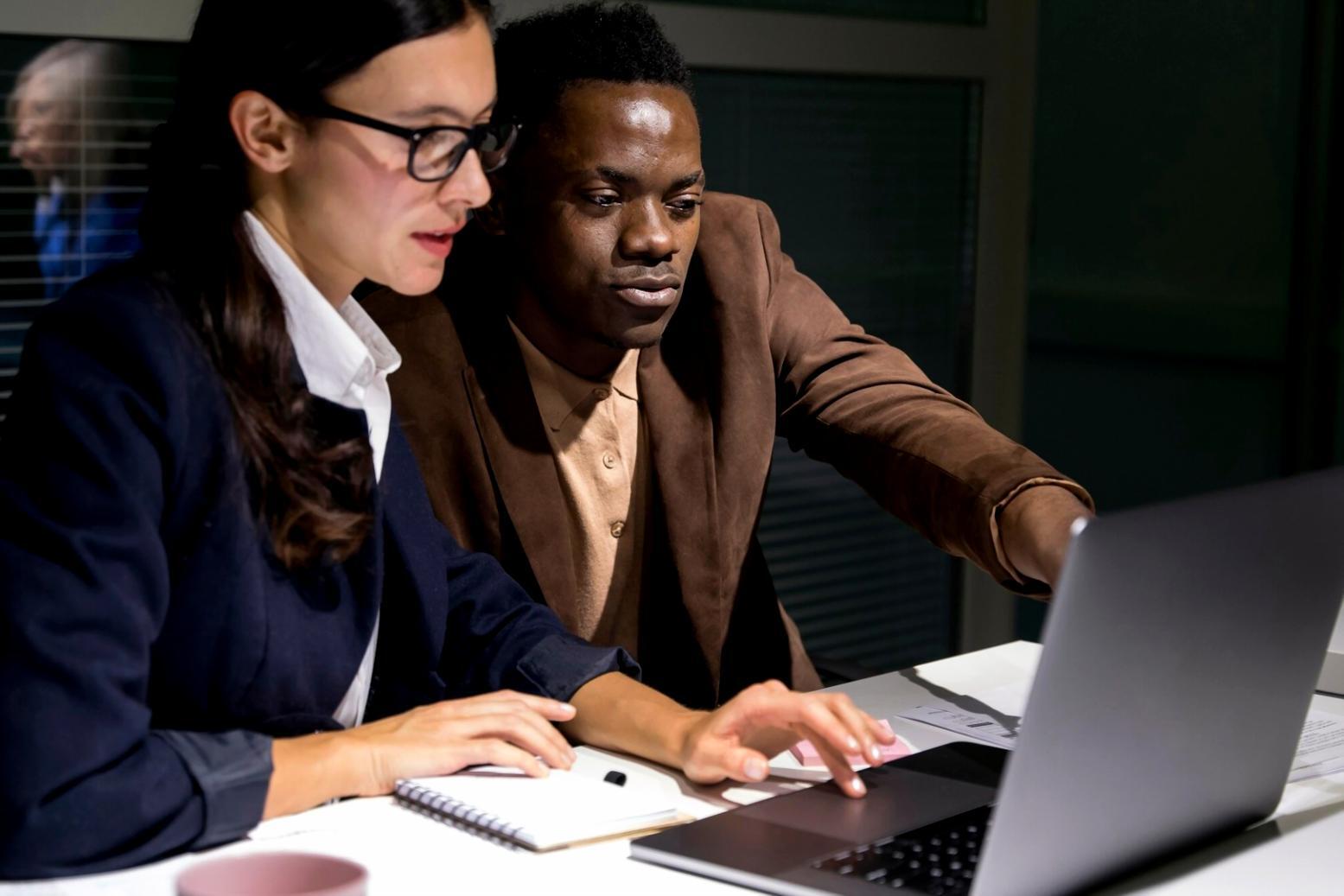 Discussion stratégique sur les données financières